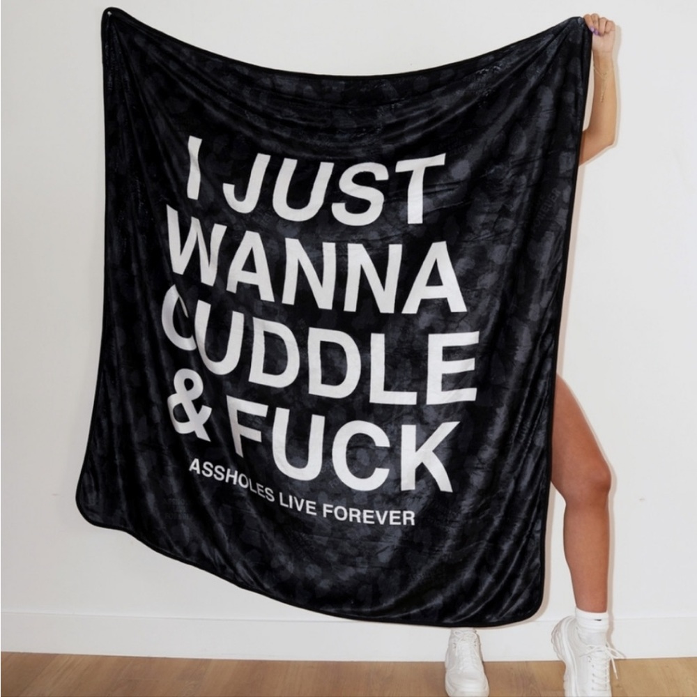 NEW! ALF Netflix & Chill Blanket I just wanna cuddle and f$CK new black blanky